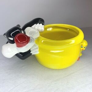 Sylvester the Cat and Tweety Bird Planter / Candy Dish Trade Mark Warner Bros